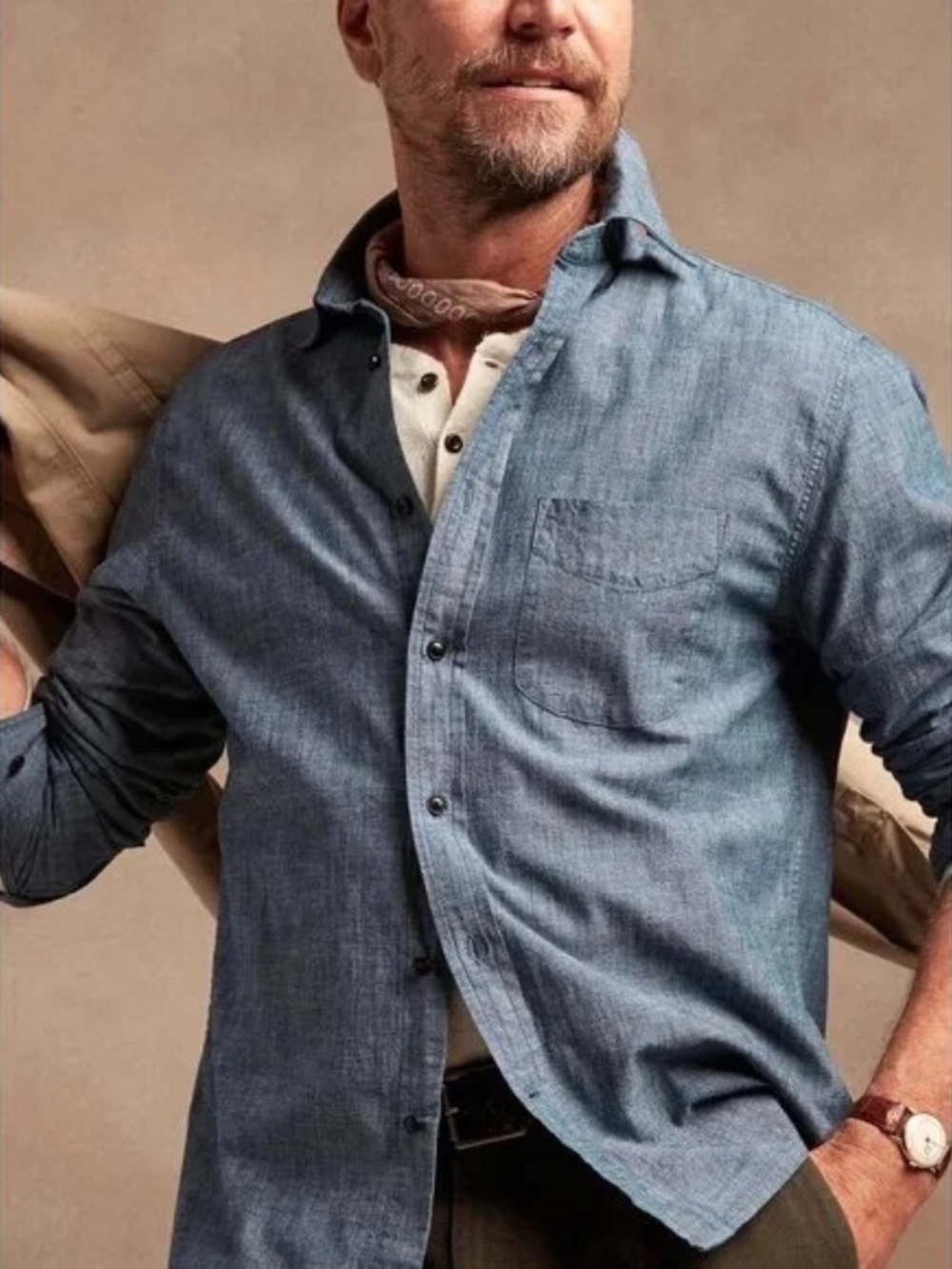 NWOT Banana Republic Untucked Standard-Fit Chambray Blue Button-Down Shirt - XL